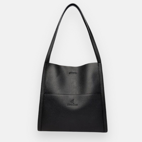 Bolsa preta de ombro com design estruturado, acabamento em material texturizado e alça única, perfeita para uso casual ou profissional.