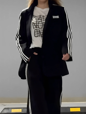 Conjunto Feminino de Alfaiataria Esportiva com Blazer Oversized e Calça com Listras Laterais - Luizza