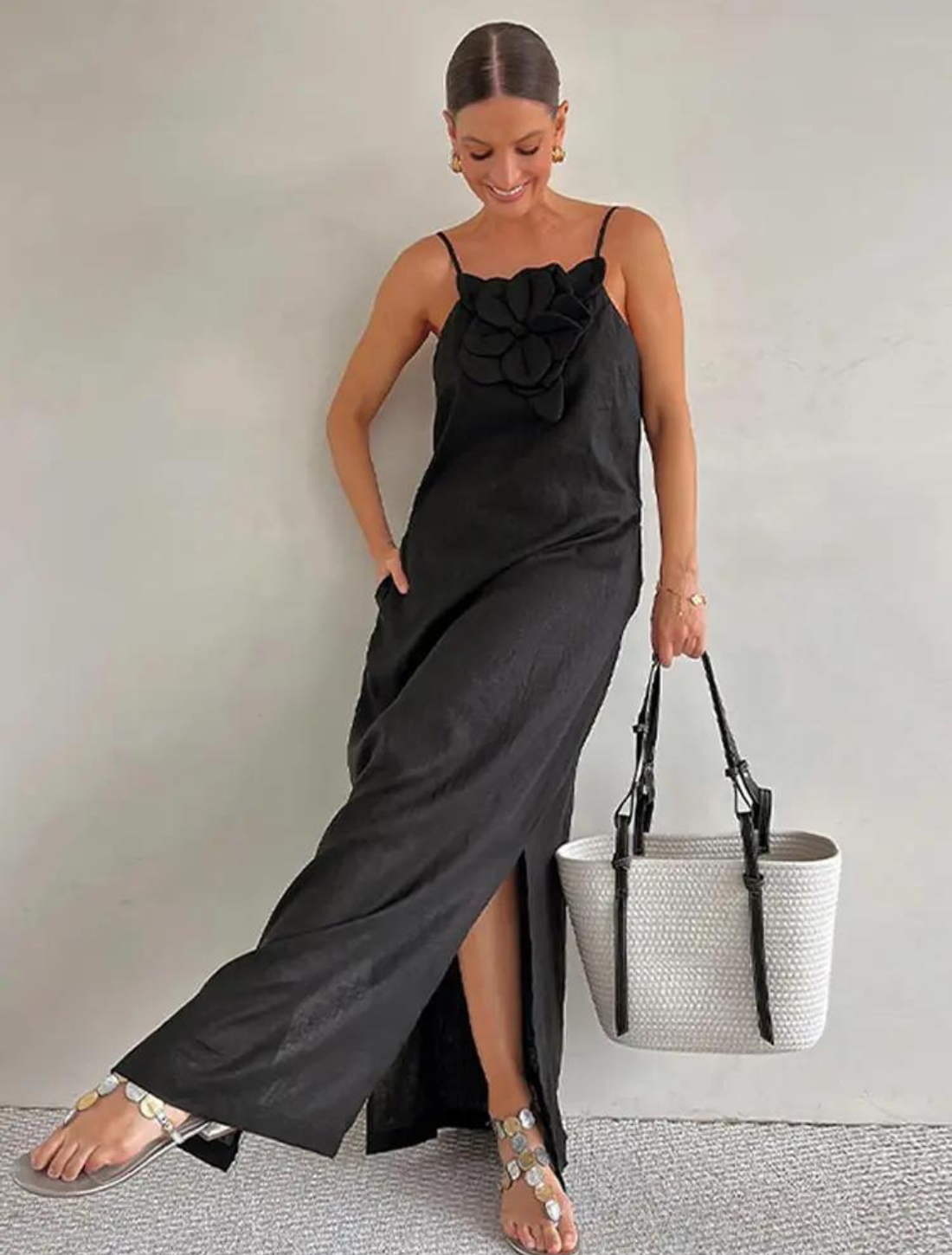 vestido preto midi flor de linho
